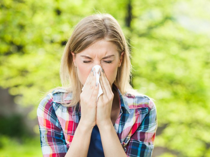 ¿Qué factores desencadenan una crisis de asma?